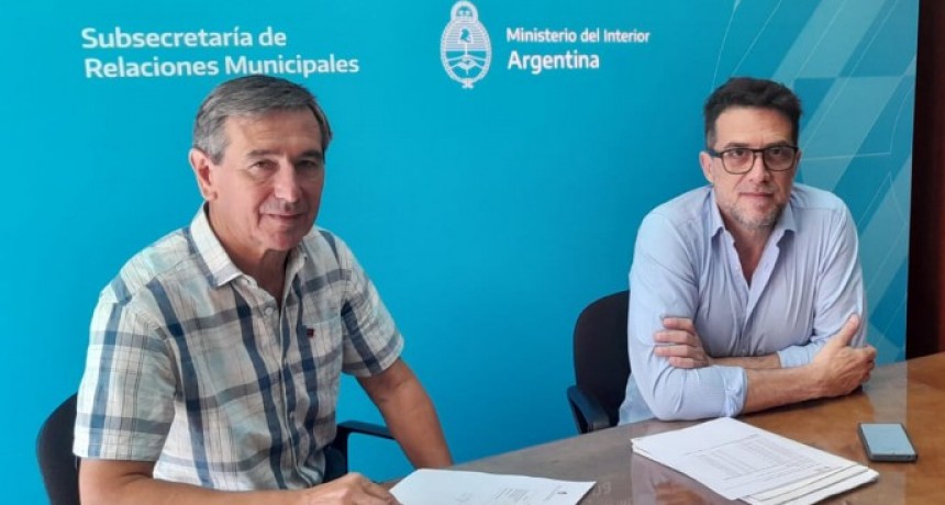 Gestiones del intendente Harispe para continuar el recambio de luminarias por LED