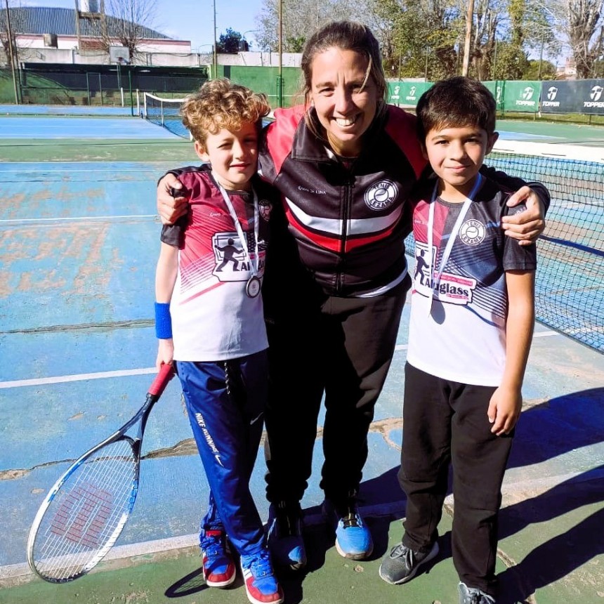Tenis: Excelente desempeño de Lezama en el regional infantil de Chascomús 