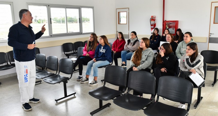 Se realizaron los aptos médicos a los deportistas de voley