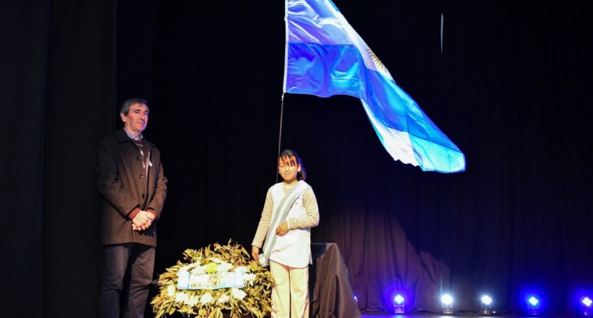 Homenaje a la Bandera y al General Manuel Belgrano 
