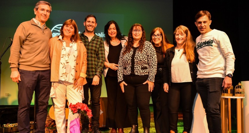 Acto de celebración para el personal de educación 