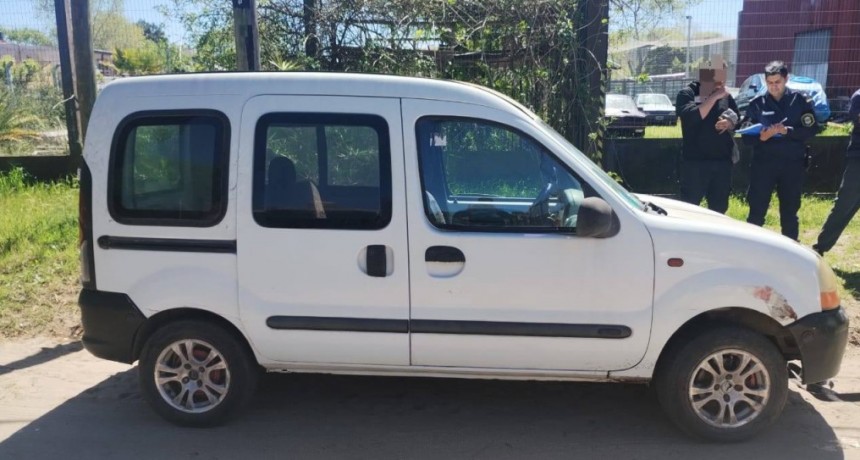 Secuestraron en San Bernardo una camioneta sustraída en Lezama