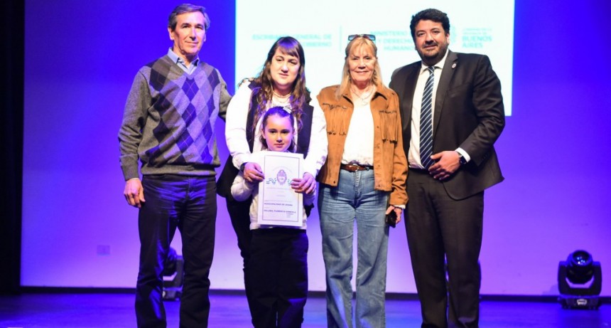 Nueva entrega de escrituras en Lezama 