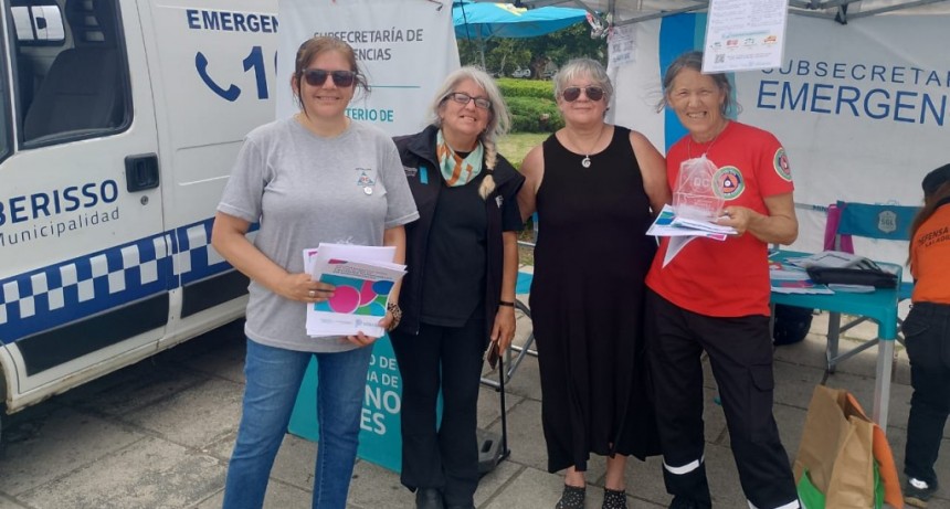 Lezama dijo presente en la conmemoración del Día de la Defensa Civil Nacional en La Plata